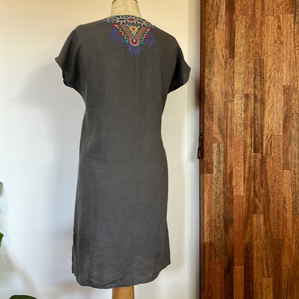 JOHNNY WAS Embroidered Linen Dress - Picture 8 of 8